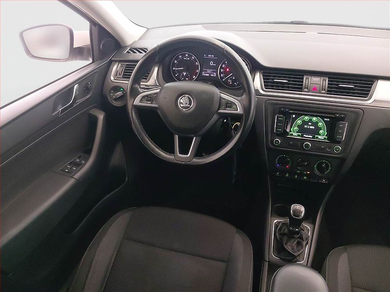 Škoda Rapid (2014) Ambition 1.2 TSI, Tempomat - fotka 7 z 17