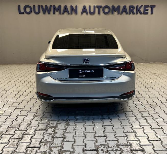 Lexus ES 300h 300H 2,5 HEV LUXURY / ZÁRUKA - fotka 12 z 23