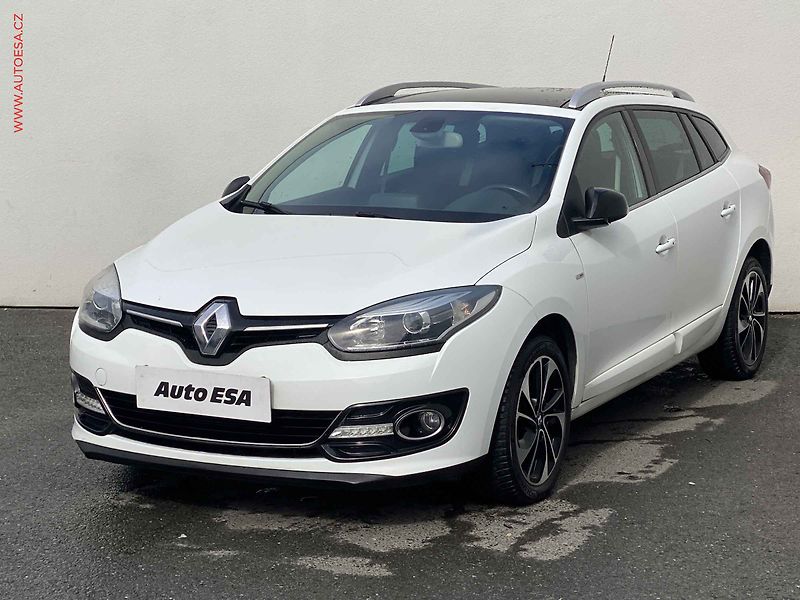 Renault Mégane (2014) 1.5 dCi, BOSE Edition, panor - fotka 3 z 19