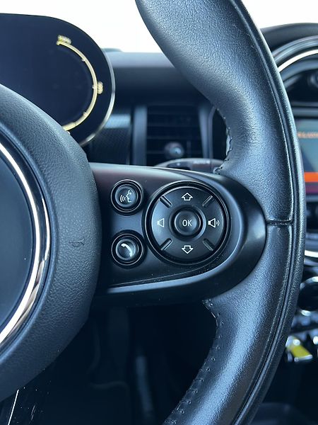 Mini Cooper SE 135kW Kůže Head-up, Tepelko - fotka 11 z 25