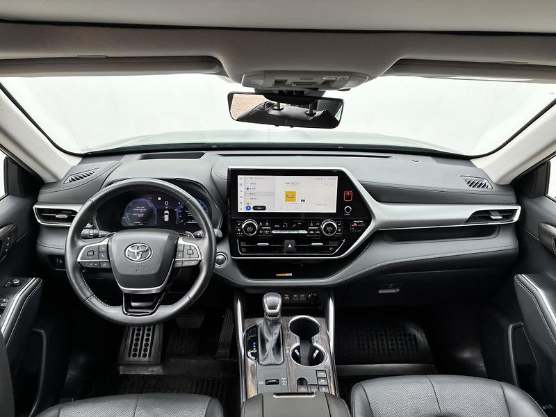 Toyota Highlander 2.5 HSD e-CVT AWD Executive Sk - fotka 5 z 27