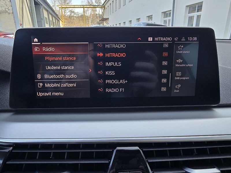 BMW Řada 5 110kW LED+NAVI+KŮŽE - DPH - fotka 47 z 58