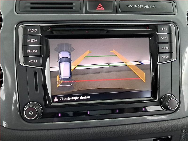Volkswagen Tiguan (2015) 2.0 TDI, Tempomat - fotka 19 z 19