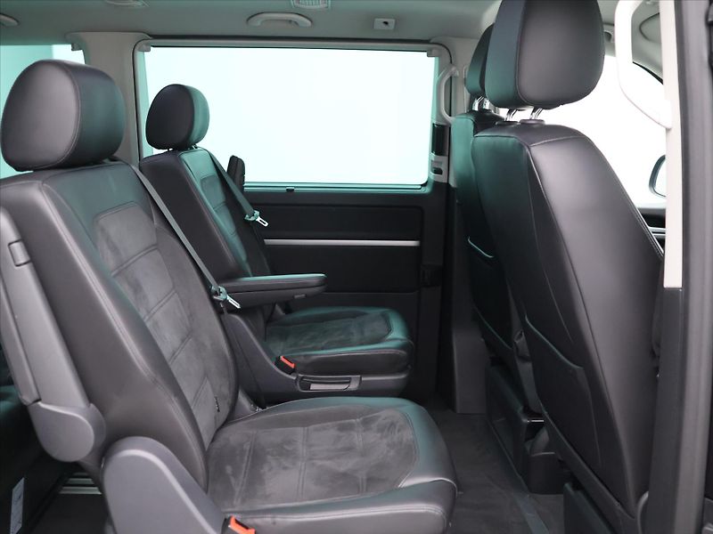 Volkswagen Multivan 2,0 TDI 150KW HL 4MOT DSG CZ - fotka 13 z 30