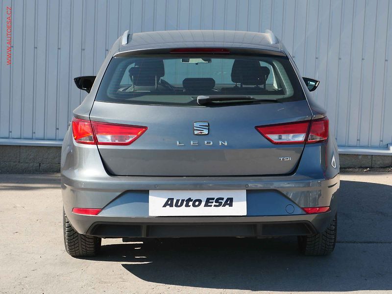 Seat Leon (2017) 1.6 TDi, Style, navi - fotka 5 z 20