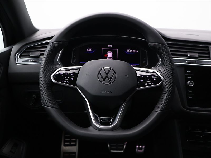 Volkswagen Tiguan Allspace 2,0 TDI R-line 4Motion DSG DPH - fotka 14 z 31