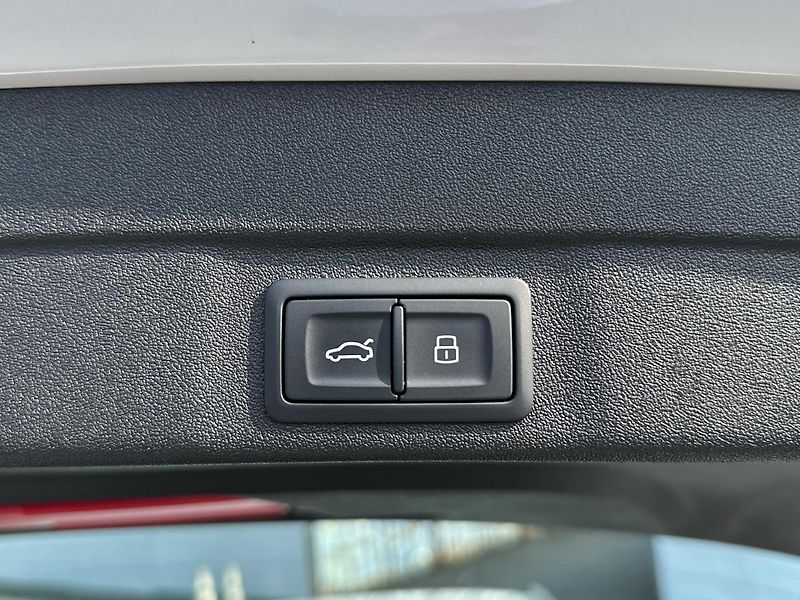 Audi A5 Avant 2,0 TDI quattro S-line 1 - fotka 22 z 22