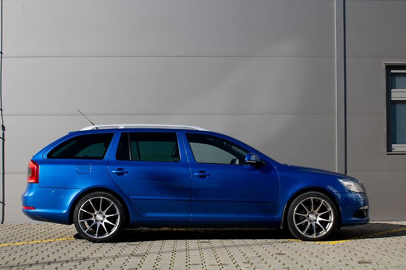 Škoda Octavia - fotka 4 z 21