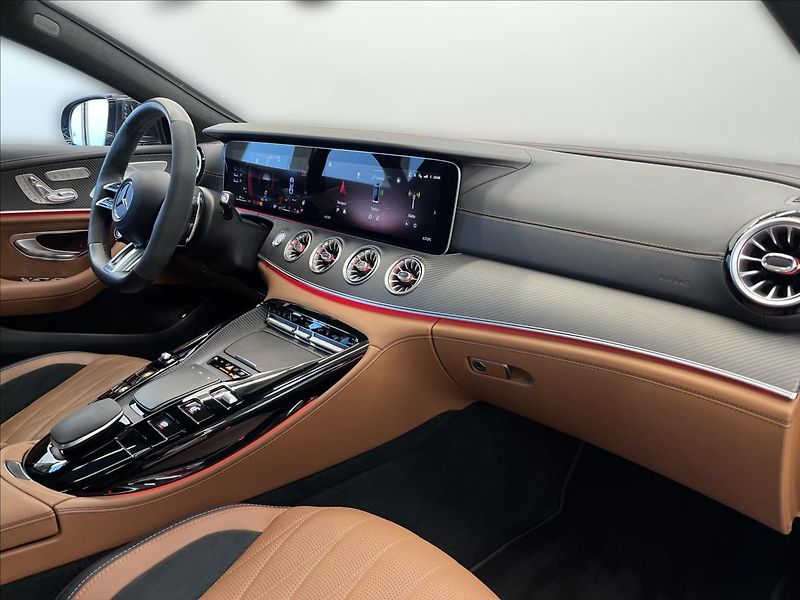 Mercedes-Benz AMG GT Mercedes 63 S 4MATIC+ - fotka 14 z 28