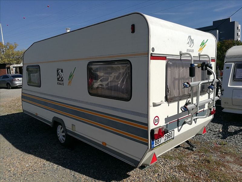 Knaus 450 předstan - fotka 4 z 15