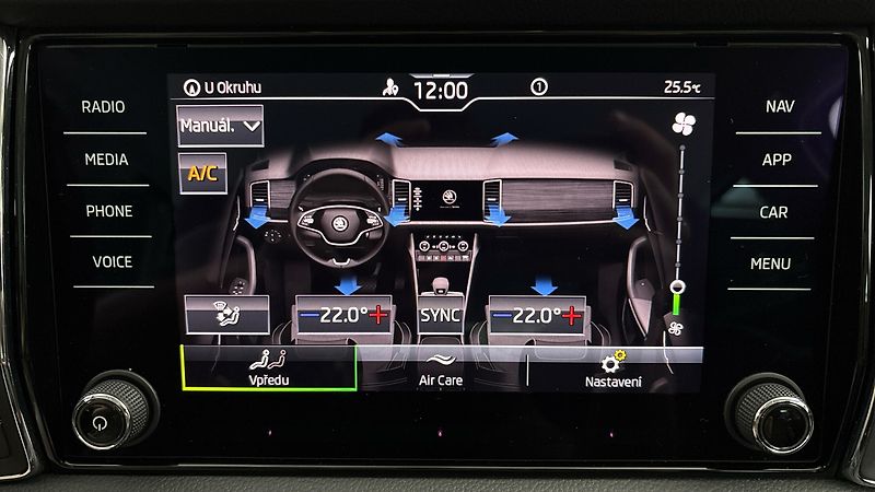 Škoda Kodiaq 2.0 TDI DSG 4x4 Style - fotka 26 z 28
