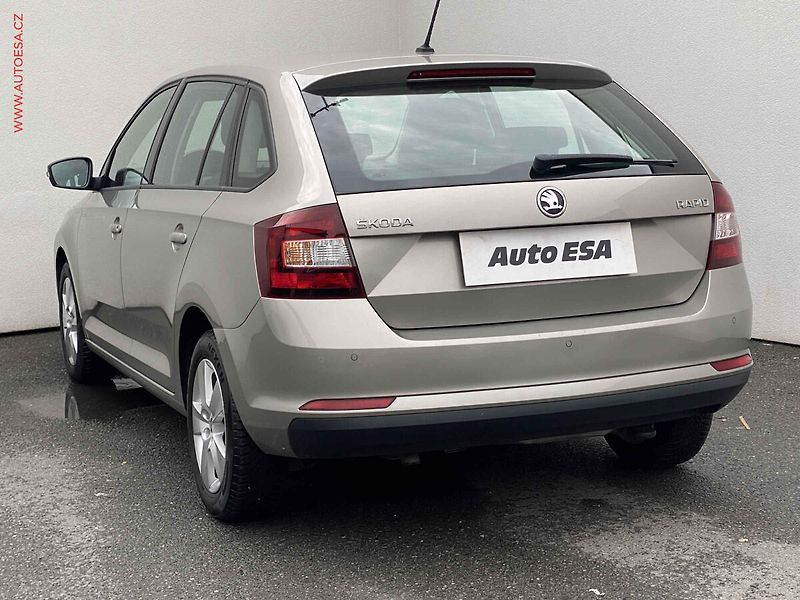 Škoda Rapid (2017) 1.0TSi, ČR, servis.kniha, AC - fotka 6 z 16