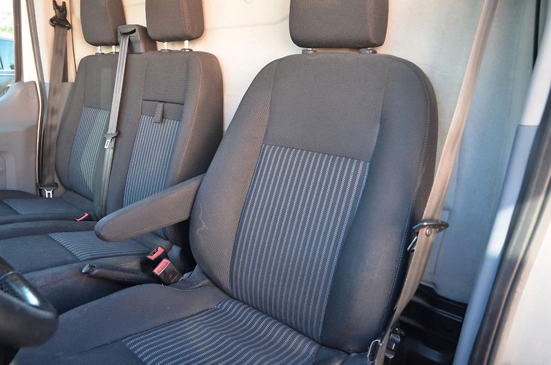 Ford Transit (2018) L3H2 2.0 TDCi / KLIMA / NAVI - fotka 17 z 34