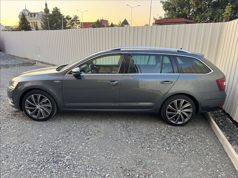 Škoda Octavia 2,0 TSI 140kW DSG L&K 4x4 DPH - fotka 4 z 50