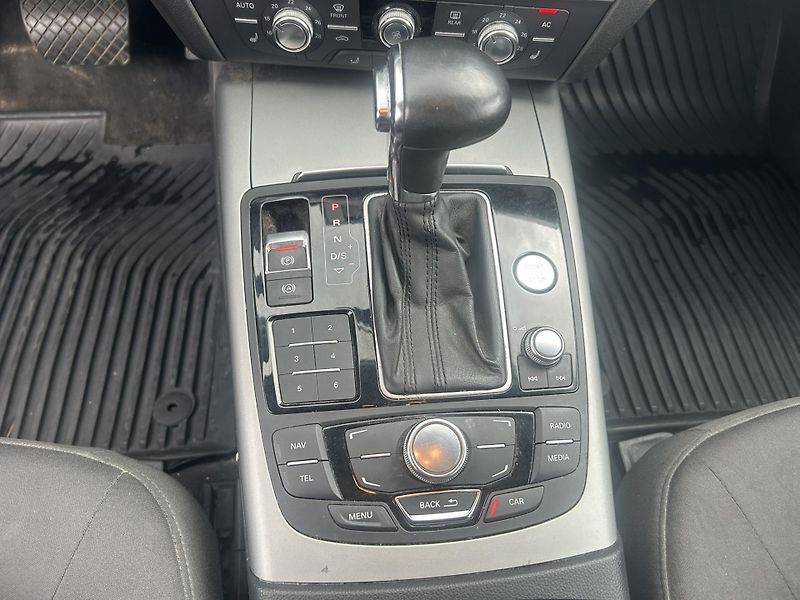 Audi A6 (2011) 3.0TDI 150kW QUATTRO - fotka 21 z 24