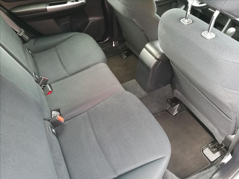 Subaru Impreza 1,6 i 4x4 aut. - fotka 13 z 20