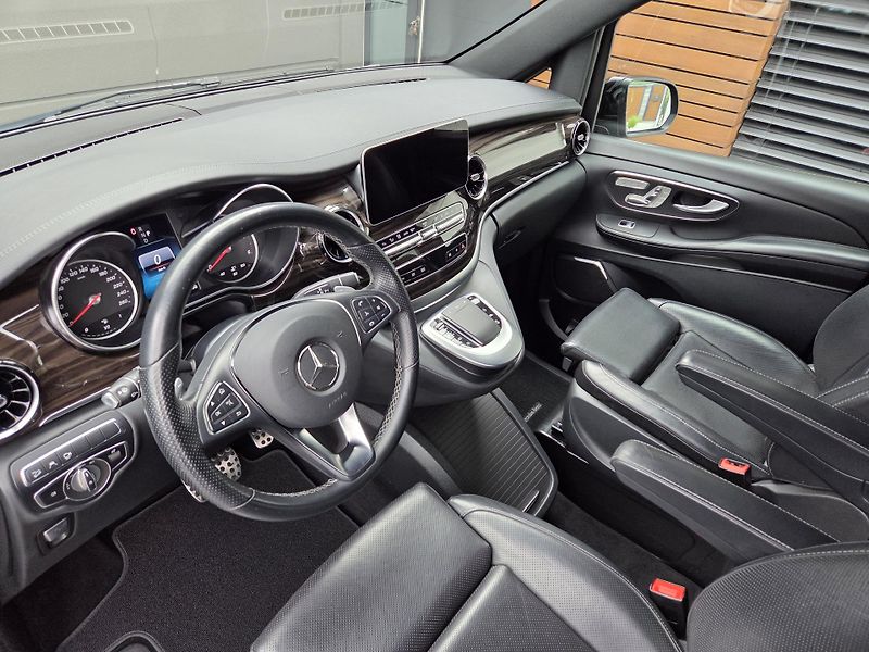 Mercedes-Benz Třídy V (2023) 300d 4M AVG AMG TOPvýbava 1m - fotka 6 z 49
