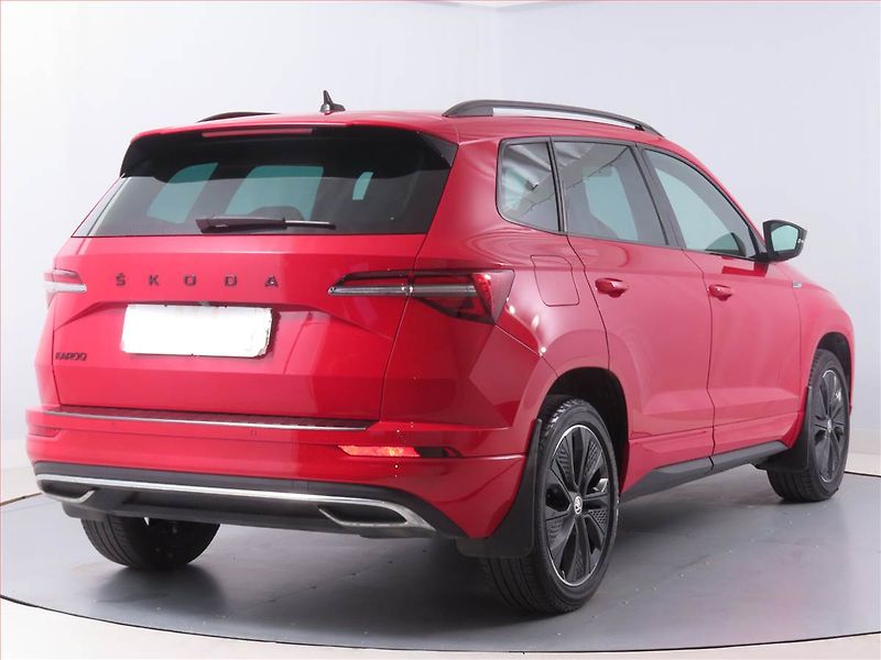 Škoda Karoq (2023) Sportline 1.5 TSI - fotka 5 z 17