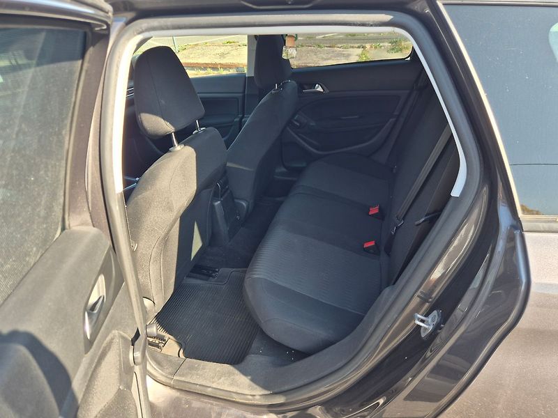 Peugeot 308 1.6HDi 73kw, tažné, ČR, 2.maji - fotka 17 z 19