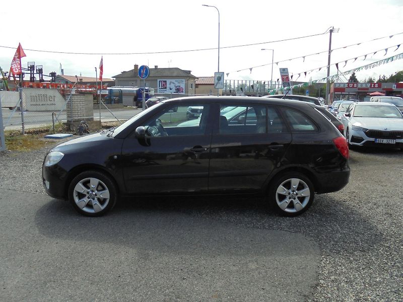 Škoda Fabia (2008) 1.9 TDI- DIGI A/C- WEBASTO - fotka 4 z 11