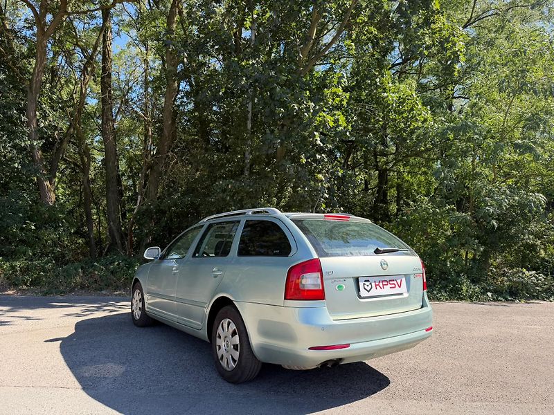 Škoda Octavia (2008) 1.8 TSI 118 kW - fotka 10 z 11