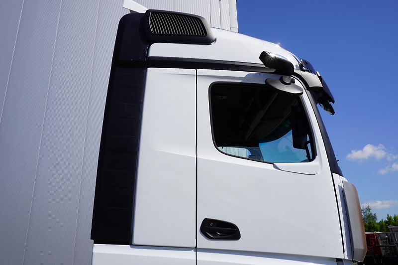 Mercedes-Benz Actros (2023) L 3552 8x4 / 2023 / 76 T GVM - fotka 9 z 24