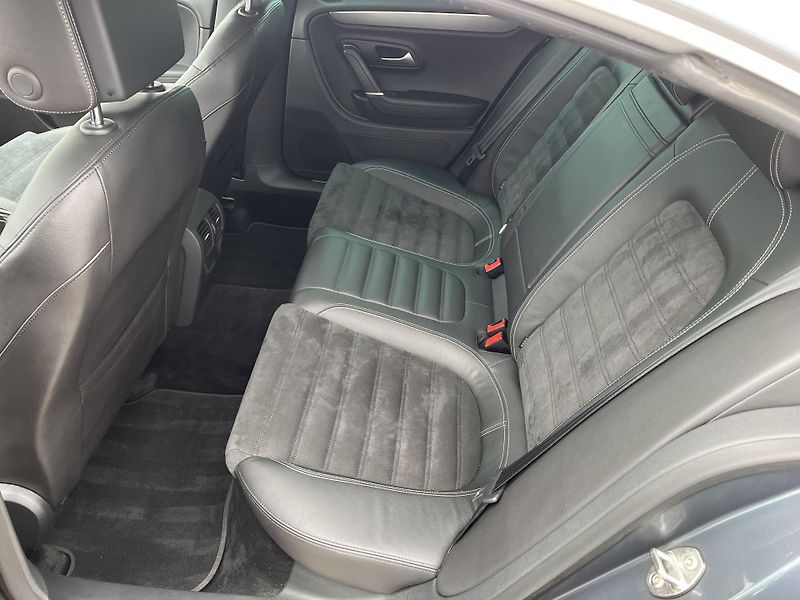 Volkswagen Passat CC 2.0 TDi Highline 1.Majitel ČR - fotka 14 z 30
