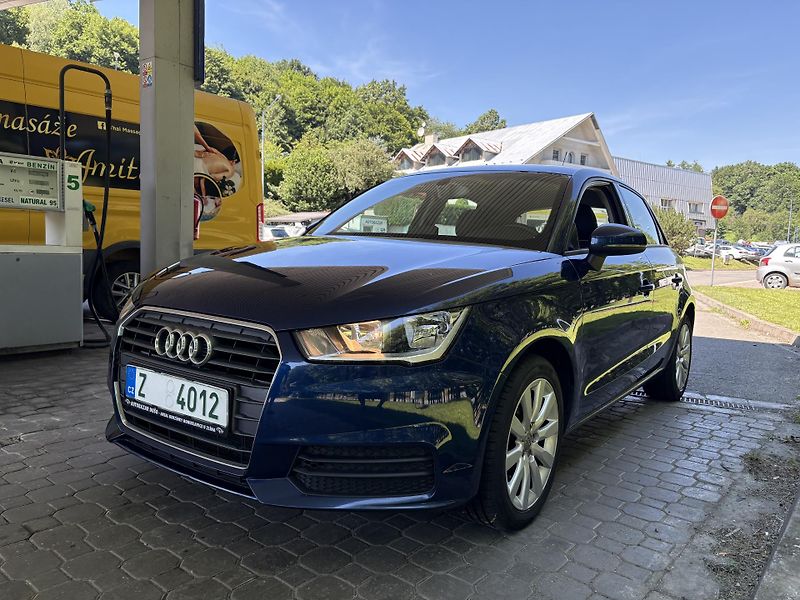 Audi A1 (2016)  Sportback 1.0 TFSI- 5 dveří - - fotka 1 z 17