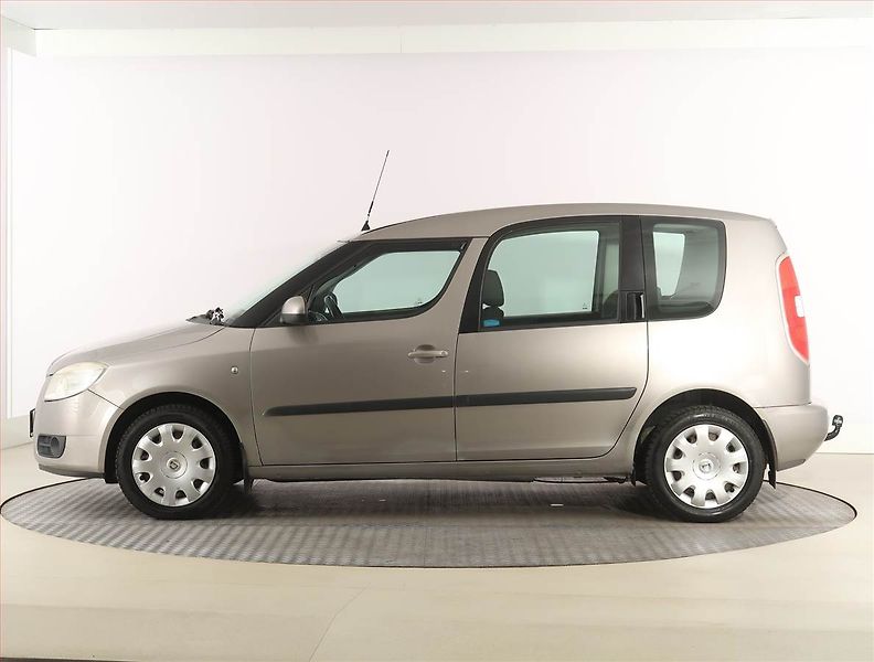 Škoda Roomster (2007) 1.4 16V, po STK, Tažné - fotka 3 z 18