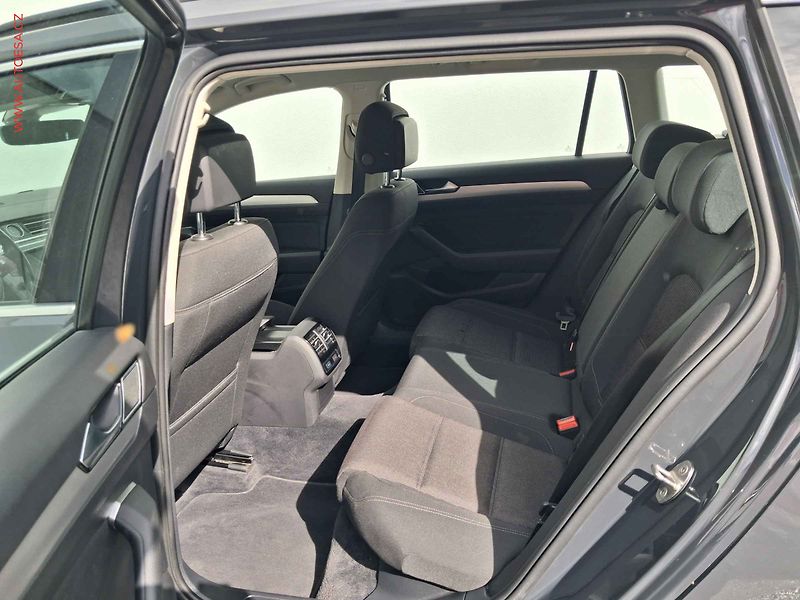 Volkswagen Passat (2016) 2.0 TDi, LED, navi, park - fotka 10 z 19