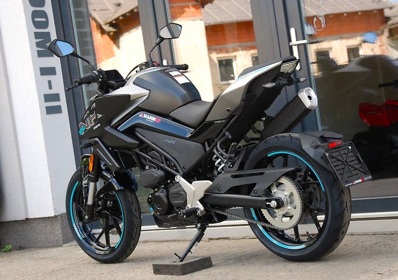 CFMOTO (2026) 125NK - fotka 6 z 25
