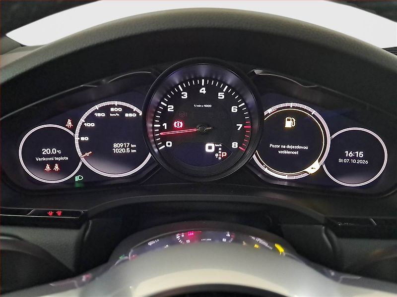Porsche Cayenne (2023) V6 - fotka 11 z 29