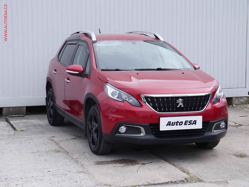 Peugeot 2008 (2019) 1.2 PT, 1.maj,ČR, 1.M-ČR - fotografie inzerátu