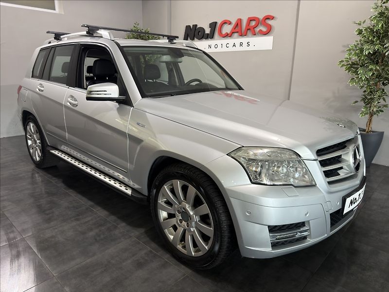 Mercedes-Benz GLK 2,2   220CDI AUTOMAT BI-XEN - fotka 2 z 31