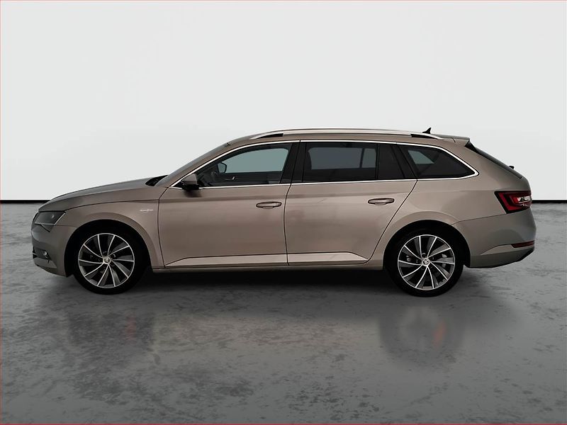 Škoda Superb (2016) Laurin&Klement 2.0 TDI - fotka 3 z 19