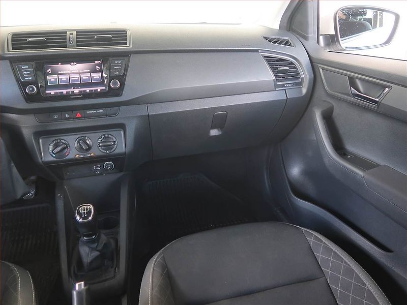 Škoda Fabia (2021) Ambition 1.0 TSI, ČR,1.maj - fotka 8 z 16