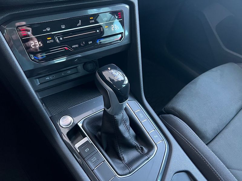 Volkswagen Tiguan Life  1,5TSI 110kW DSG - fotka 8 z 18