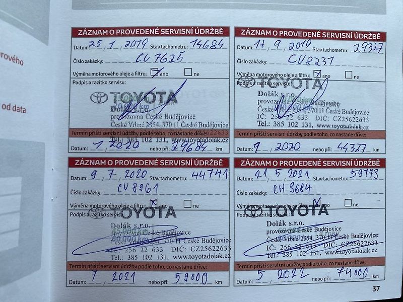 Toyota Yaris 1.5i, ČR, Selection, záruka - fotka 29 z 33