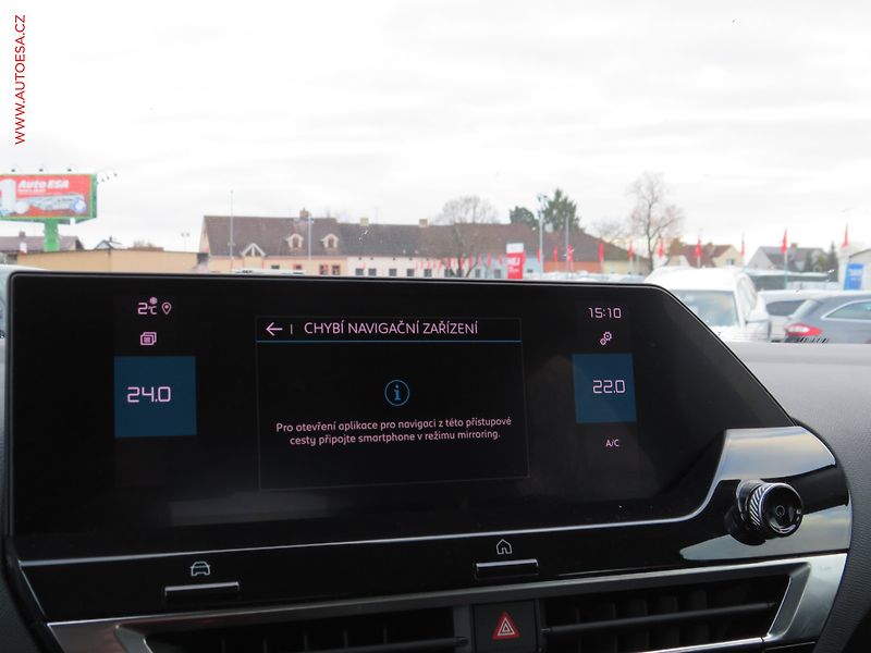 Citroën C4 (2021) 1.2 PT, 1.maj,ČR, LED, navi - fotka 19 z 36