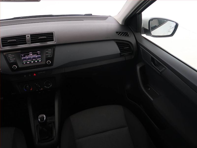 Škoda Fabia (2015) 1.4 TDI - fotka 8 z 15