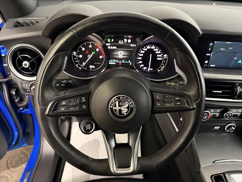 Alfa Romeo Stelvio VELOCE 154kW Q4 - fotka 16 z 44
