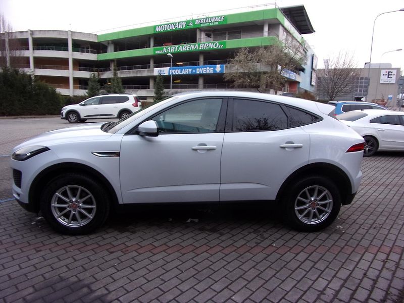 Jaguar E-Pace 2.0D Bussines edit., new motor - fotka 4 z 18