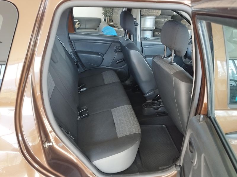 Dacia Duster (2012) 1,6I,77KW,KLIMA,ALU,KOUP.V ČR - fotka 12 z 22