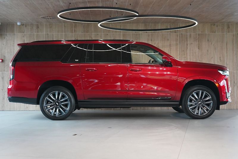 Cadillac Escalade ESV Sport Platinum - fotka 6 z 59