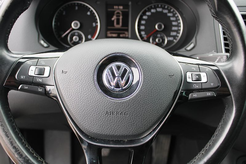 Volkswagen Sharan (2016) 2,0TDI KLIMA NAVI 7MIST - fotka 24 z 30