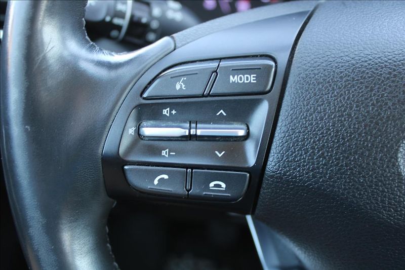 Hyundai i30 1,0 T-GDI  COMFORT, DPH, ČR - fotka 23 z 35