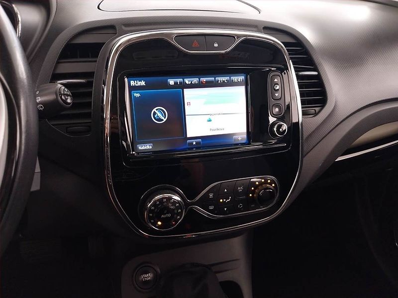 Renault Captur (2015) 1.2 TCe, Automat, Tempomat - fotka 12 z 20