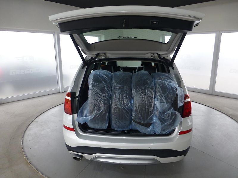 BMW X3 (2017) 2,0D-140KW*KAMERA*NAVI*ČR-1MAJ - fotka 28 z 32