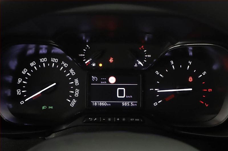 Citroën Berlingo (2022) Live Pack 1.2 PureTech, 5Míst - fotka 8 z 11