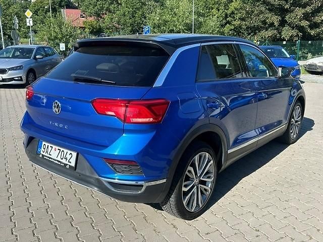 Volkswagen T-Roc 1,6TDi Bohatá výbava rezervace - fotka 3 z 59